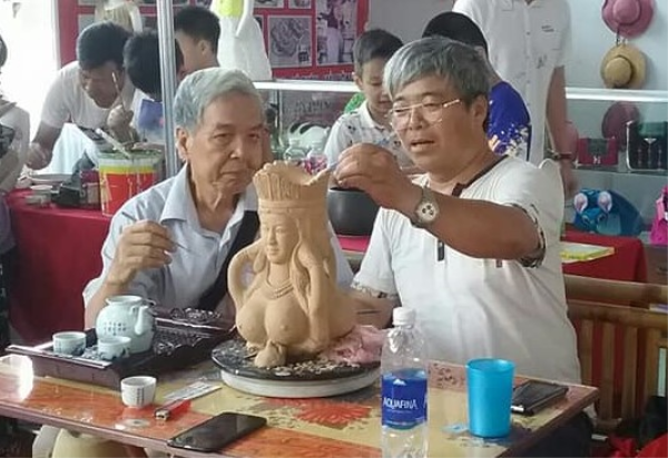 Họa sỹ, Nghệ nhân Điêu khắc Bùi Thế Phong vẽ chuyển thể phóng tác, sáng tác tranh minh họa thơ Truyện Kiều từ nguồn tư liệu Google